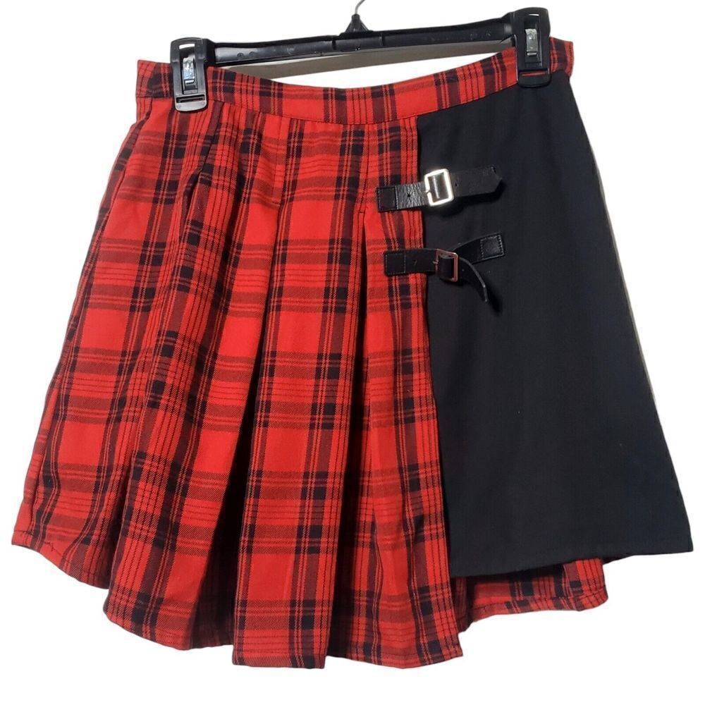 Hot Topic Womens Red Tartan Plaid Skirt Size S Buckles Mini Skater Grunge Punk